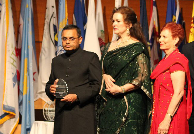 2017 Annual Awards Winners accepting their award